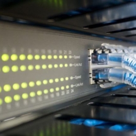 Bộ chia mạng (Switch) là gì ? Phân loại và ứng dụng thực tế