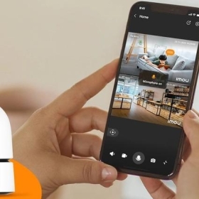 Camera và Đời sống: Khi gia đình Việt không thể thiếu “người gác cửa số hoá”